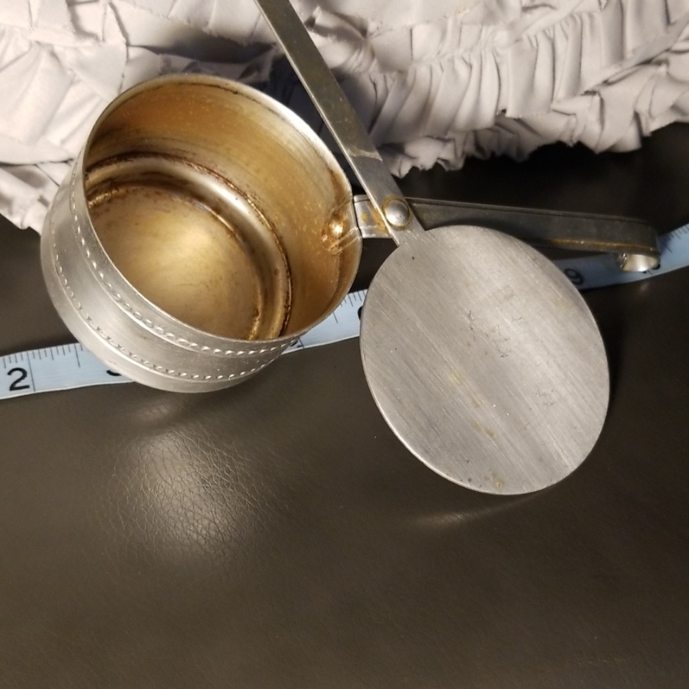 Antique silver plated or aluminum container - Picture 4 of 8